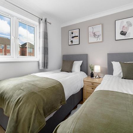 Charming 2Br Ground Floor Flat In Sholing, 11 Mins From City Centre - Recently Set Up With Love Саутгемптон Экстерьер фото