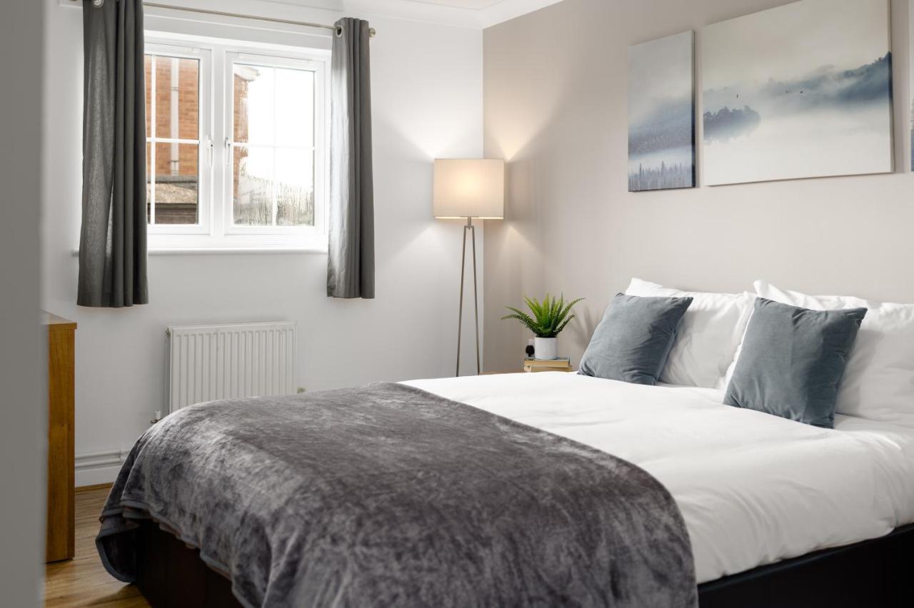 Charming 2Br Ground Floor Flat In Sholing, 11 Mins From City Centre - Recently Set Up With Love Саутгемптон Экстерьер фото